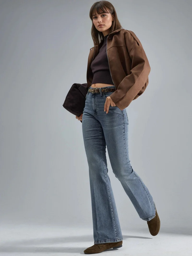 هيكاب جينز واسع بخصر عالٍ من سكووالو